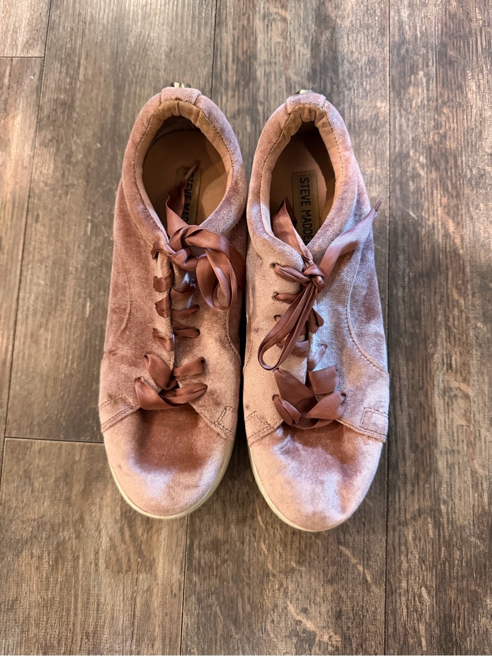 Steve Madden Dusty Rose Velvet Ribbon Lace Sneakers